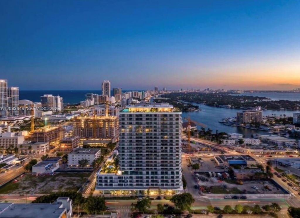 580 72nd St , Unit 1905, Miami Beach, FL 33141 Photo