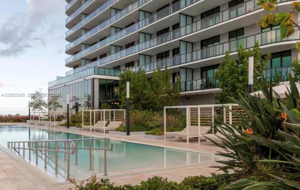 580 72nd St , Unit 1905, Miami Beach, FL 33141 Photo