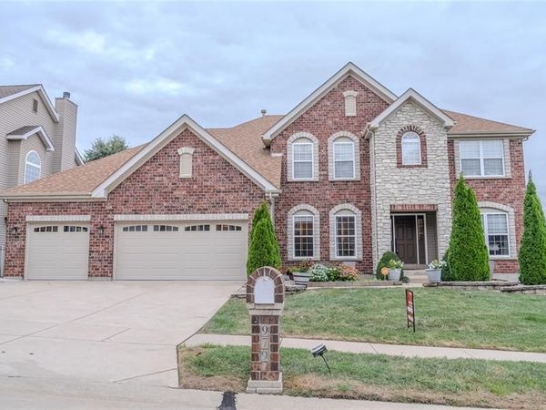 979 Bentley Park Circle, O'Fallon, MO 63368