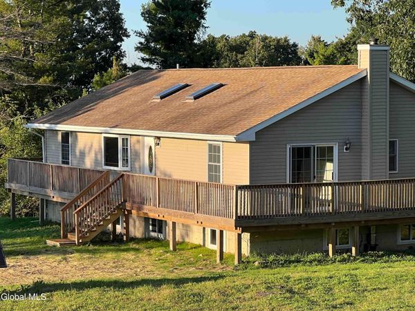 418 High Rock Road, New Baltimore, NY 12192
