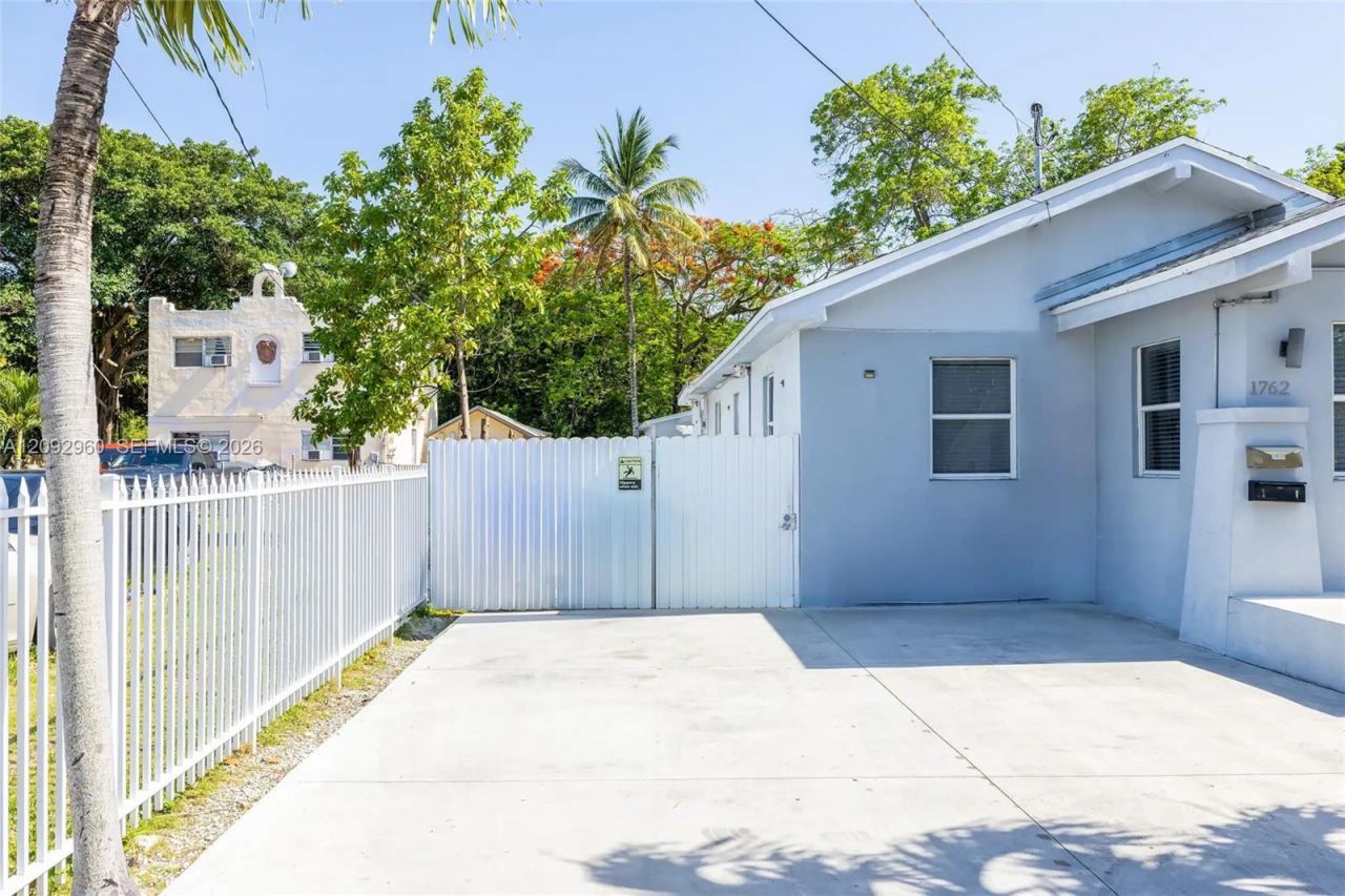 1762 NW 15th St , Unit 4, Miami, FL 33125 Photo