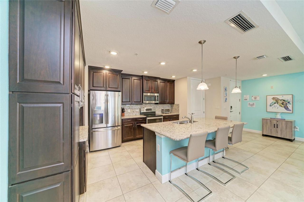 391 Aruba Circle , Unit 101, Bradenton, FL 34209 Photo