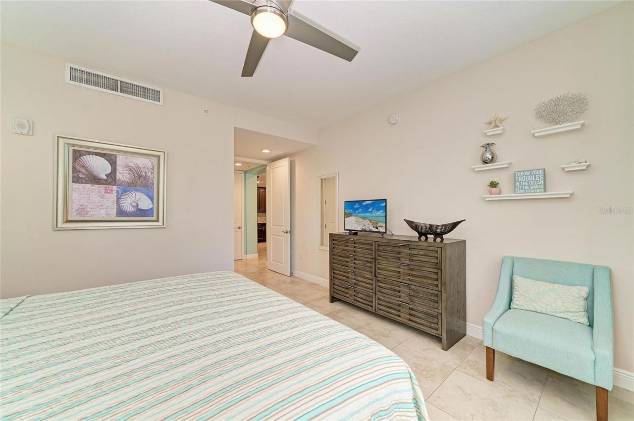 391 Aruba Circle , Unit 101, Bradenton, FL 34209 Photo