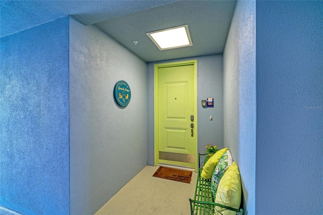 391 Aruba Circle , Unit 101, Bradenton, FL 34209 Photo