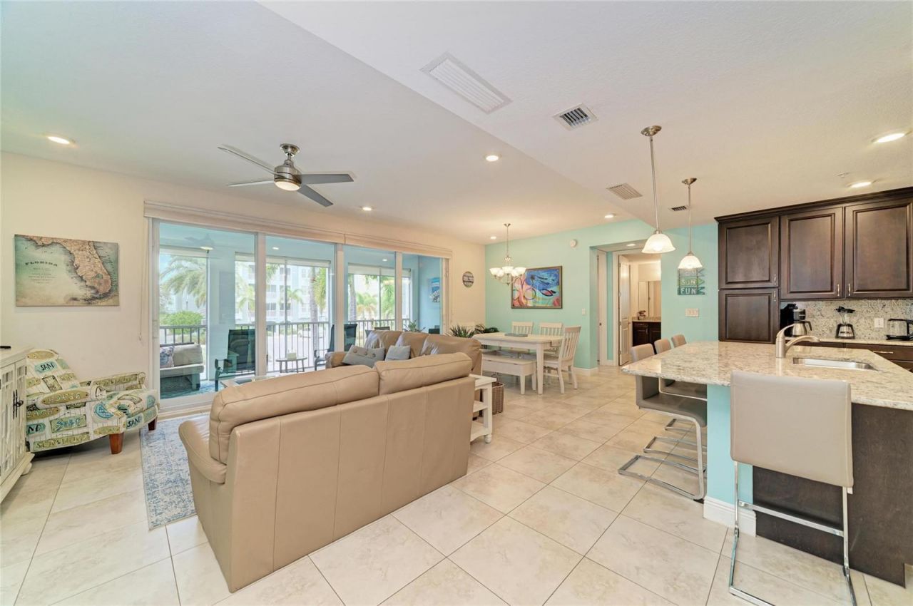 391 Aruba Circle , Unit 101, Bradenton, FL 34209 Photo