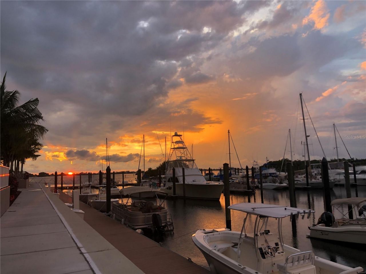 391 Aruba Circle , Unit 101, Bradenton, FL 34209 Photo