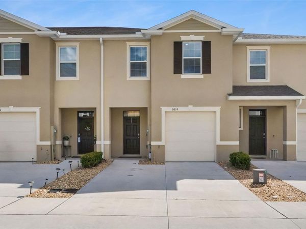 1014 LIDO DRIVE , HOWEY IN THE HILLS, FL 34737