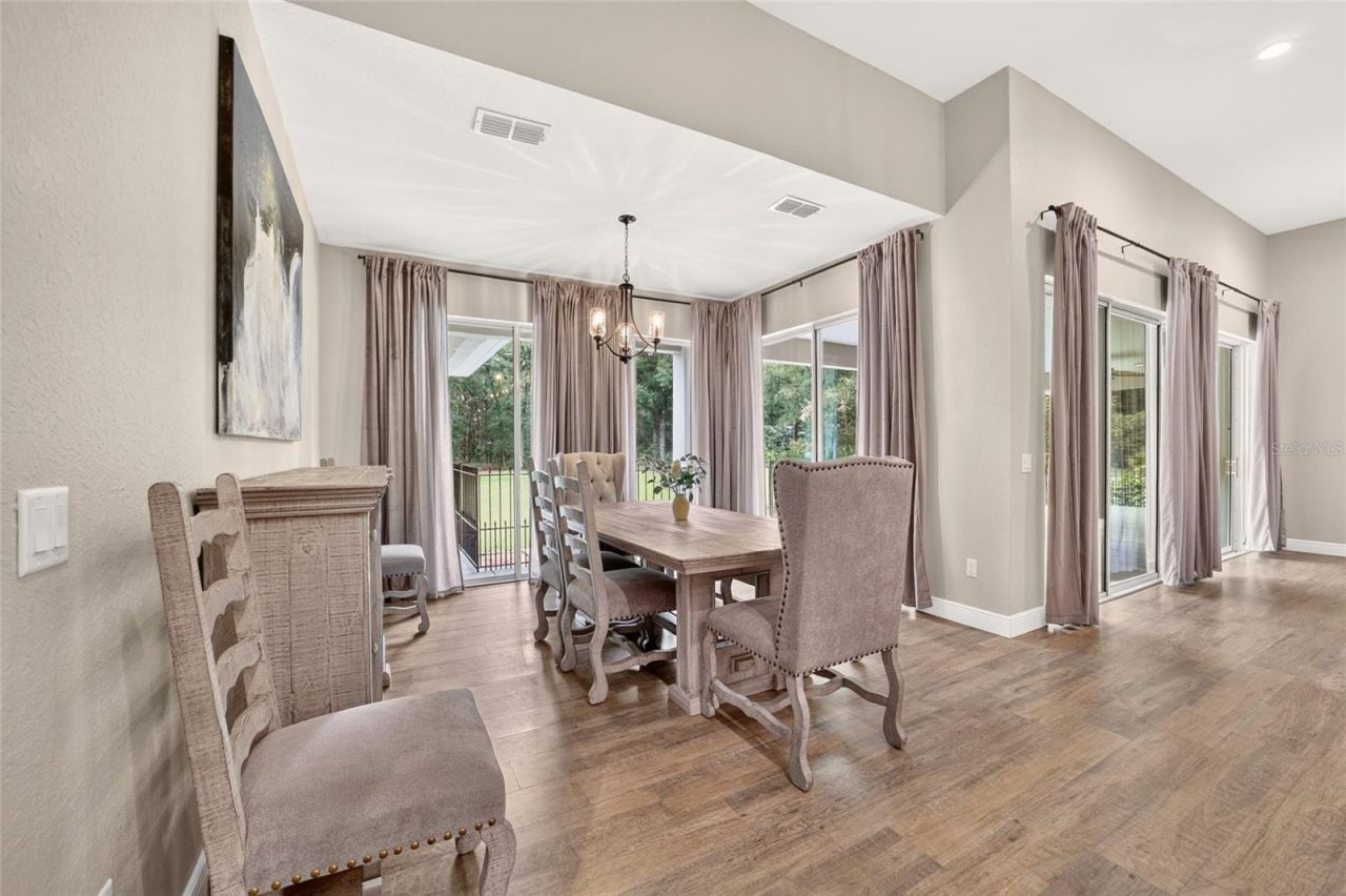 5854 NE 43rd Lane Road, Silver Springs, FL 34488 Photo