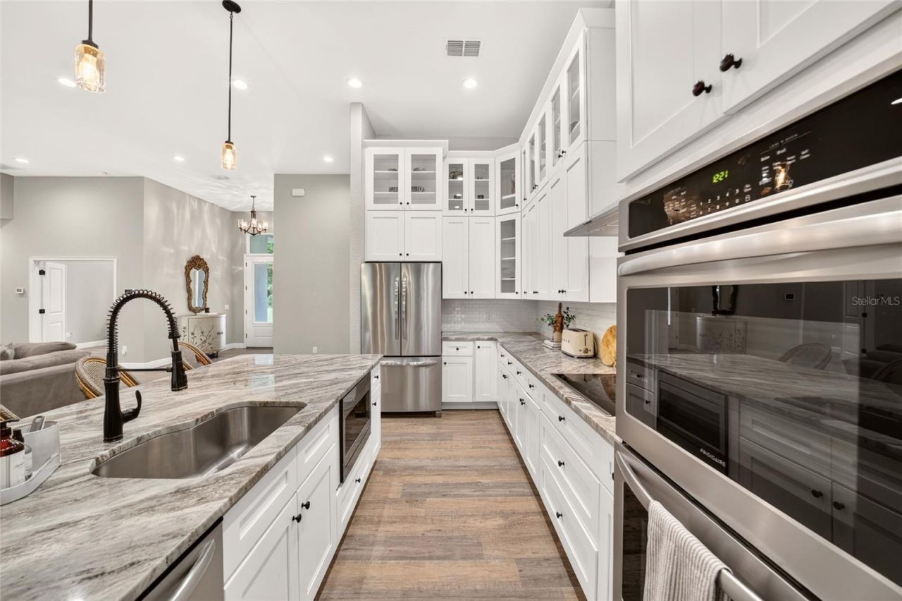5854 NE 43rd Lane Road, Silver Springs, FL 34488 Photo