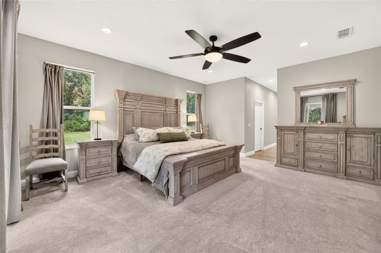 5854 NE 43rd Lane Road, Silver Springs, FL 34488 Photo