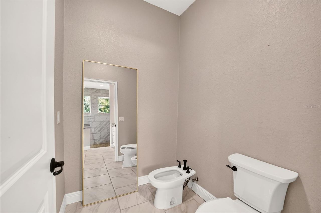 5854 NE 43rd Lane Road, Silver Springs, FL 34488 Photo