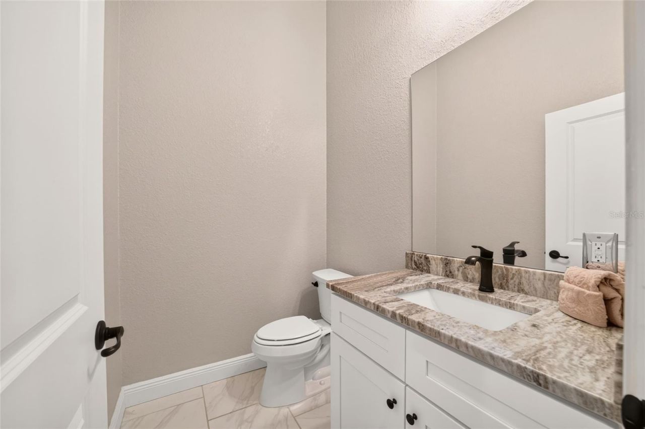 5854 NE 43rd Lane Road, Silver Springs, FL 34488 Photo