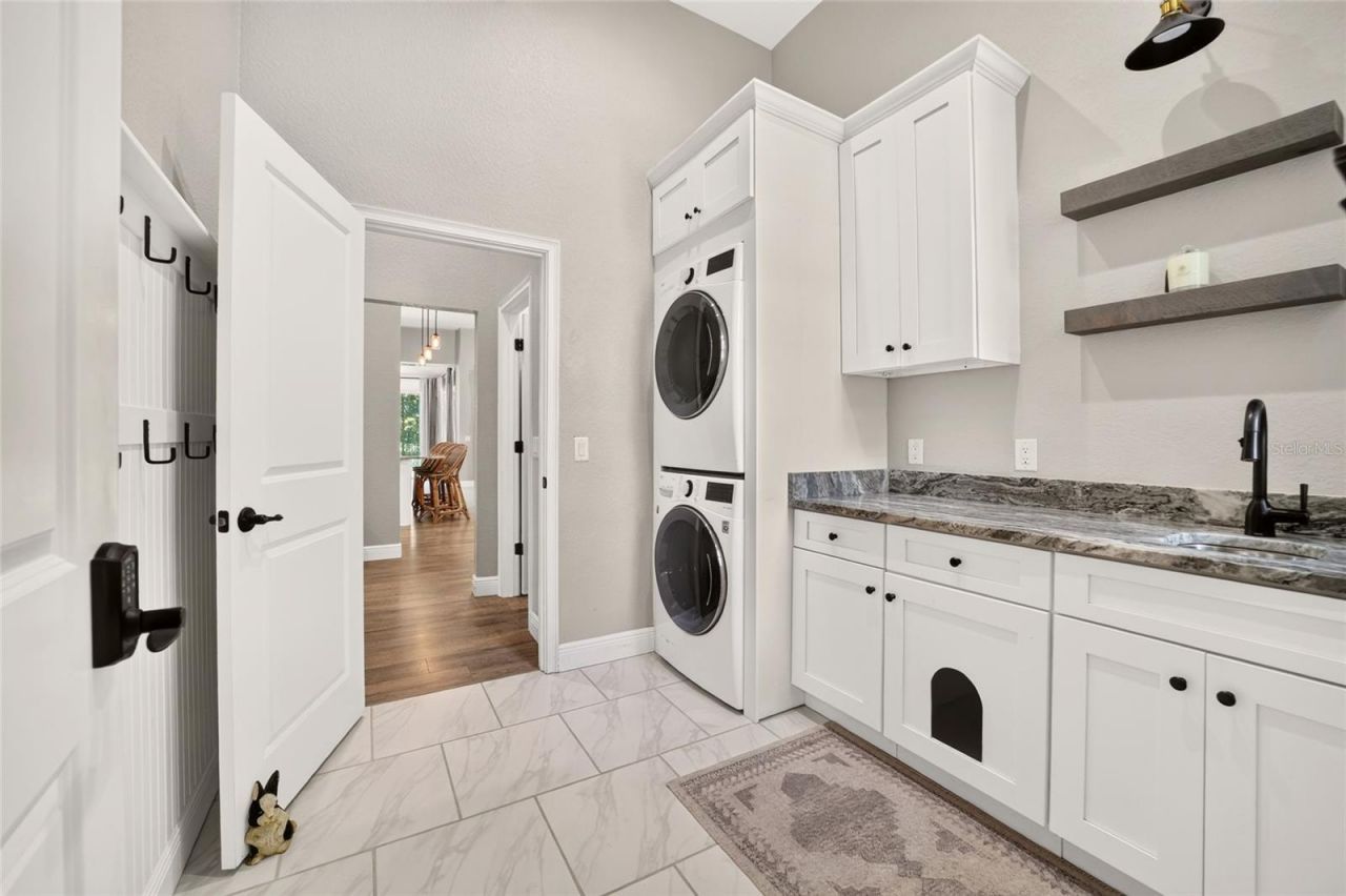 5854 NE 43rd Lane Road, Silver Springs, FL 34488 Photo