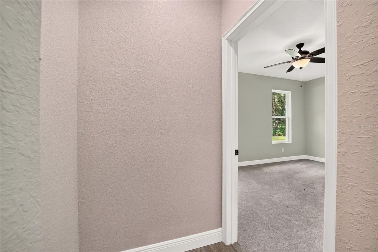 5854 NE 43rd Lane Road, Silver Springs, FL 34488 Photo