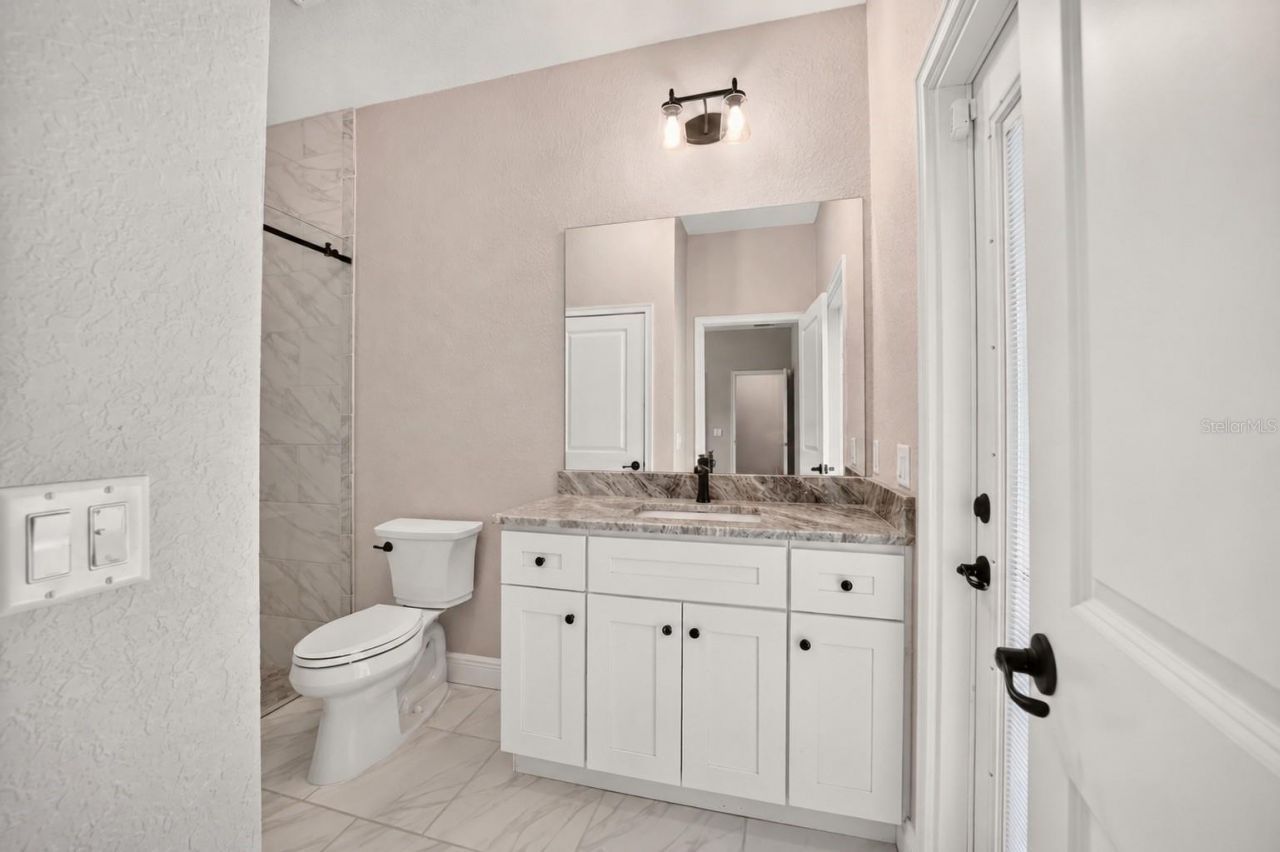 5854 NE 43rd Lane Road, Silver Springs, FL 34488 Photo