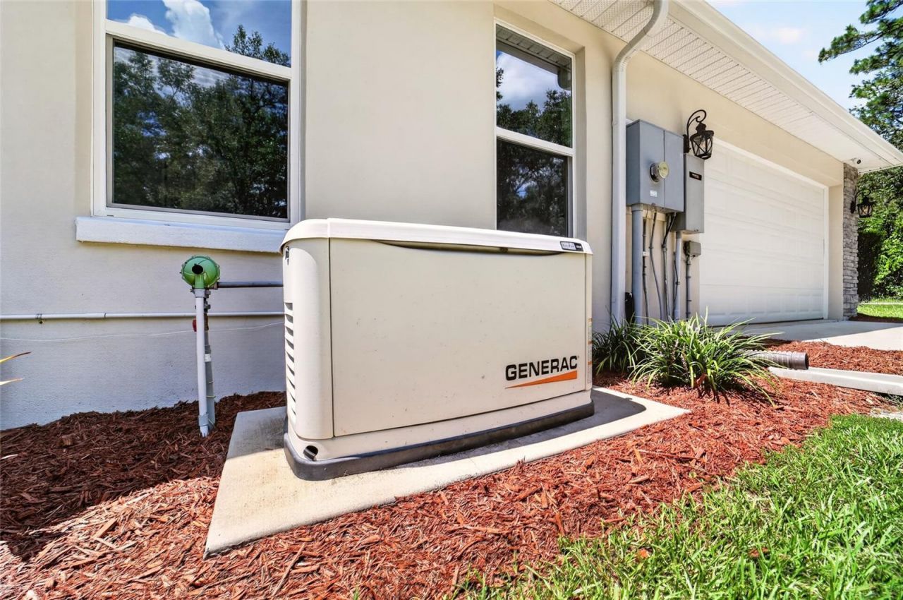 5854 NE 43rd Lane Road, Silver Springs, FL 34488 Photo