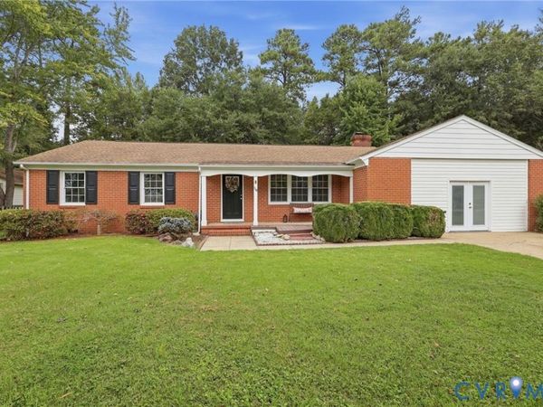 110 Hampton Drive , Colonial Heights, VA 23834