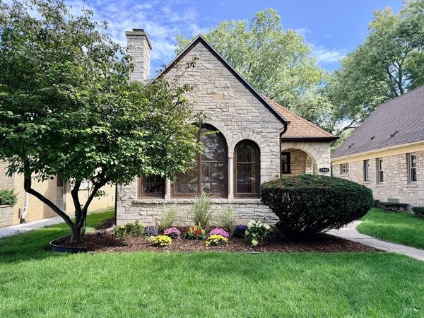 3760 N 42nd STREET, Milwaukee, WI 53216