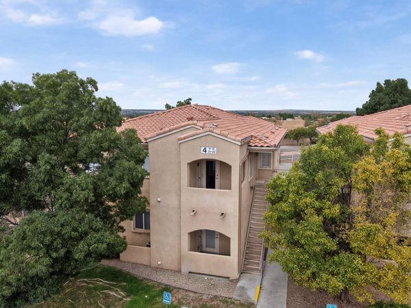 6800 Vista Del Norte Drive NE, Unit 422, Albuquerque, NM 87113