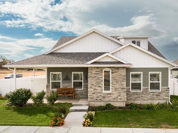 609 Aurora Blvd., Chubbuck, ID 83202