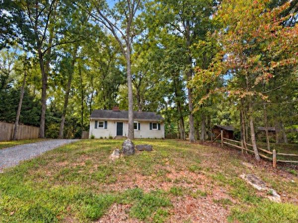 596 NORTH LAKESHORE DR , Louisa, VA 23093