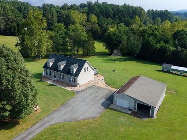 676 ROCKFISH SCHOOL LN , Afton, VA 22920