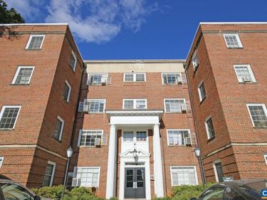 32 UNIVERSITY CIR , Unit 205, Charlottesville, VA 22903