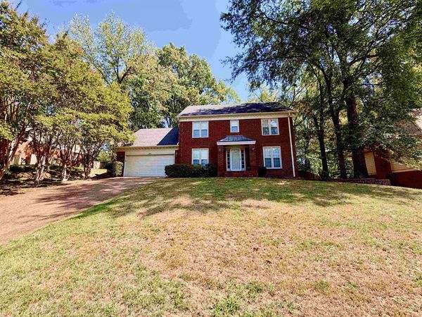 344 LOCUST GROVE DR, Memphis, TN 38018