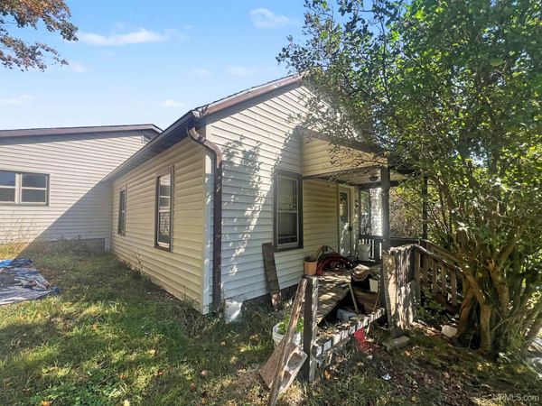 106 3rd Street, Crystal Falls Twp, MI 49920