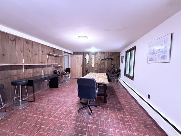 195 Grove Street, Unit B, Cambridge, MA 02138