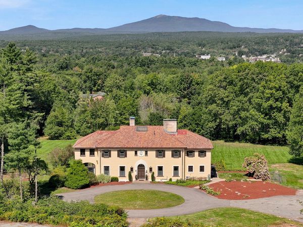 300 High St, Winchendon, MA 01475