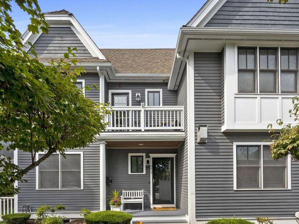 113 Watertown St, Unit 113, Watertown, MA 02472