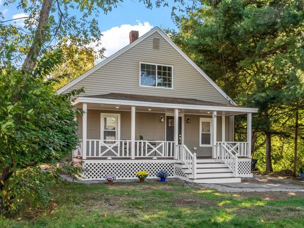 15 Arcadia St, Grafton, MA 01560
