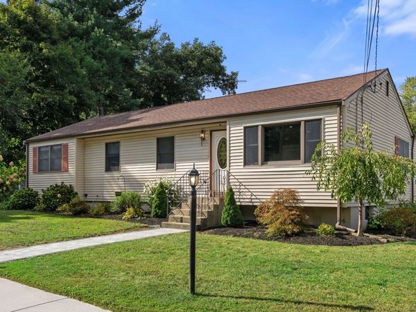 50 Main St., Medway, MA 02053