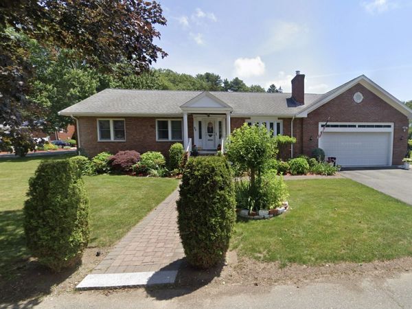 23 Laurine Rd, Saugus, MA 01906