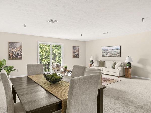 59 Mill St, Unit 302, Dracut, MA 01826