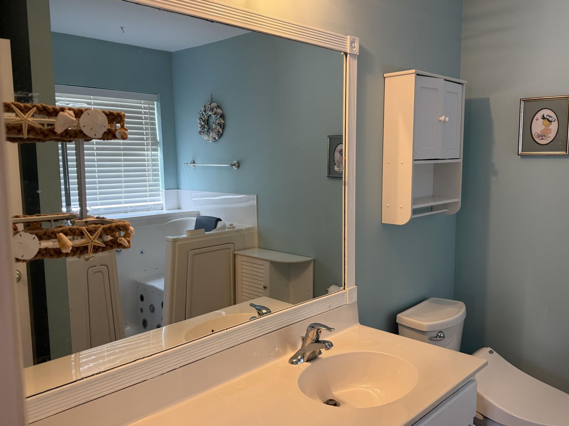 9017 Greenbriar Drive Photo 19