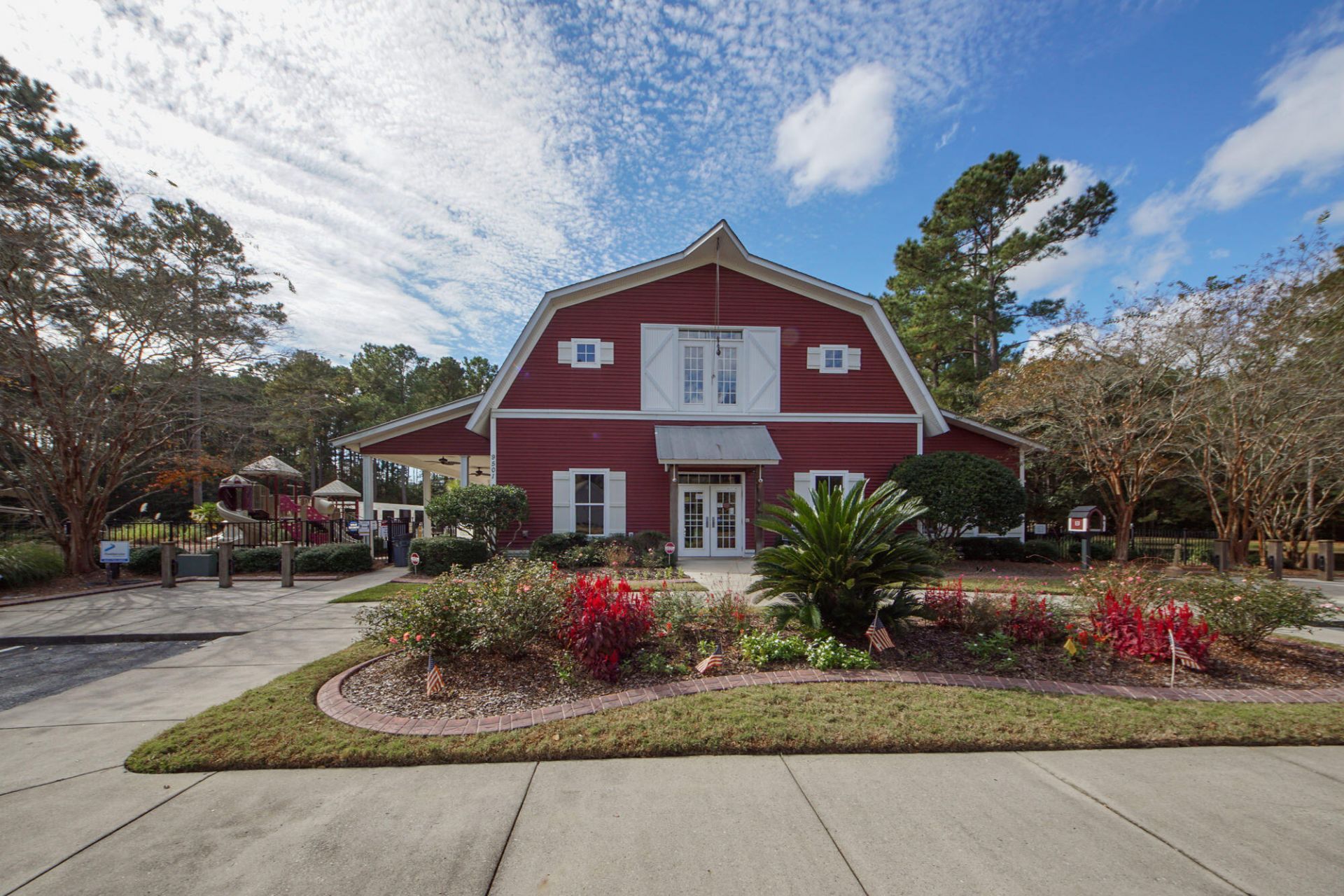 9017 Greenbriar Drive Photo 22