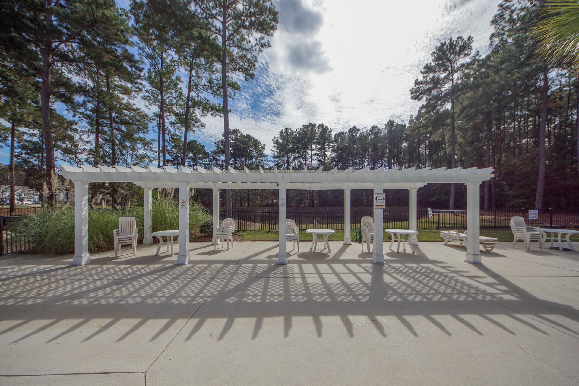 9017 Greenbriar Drive Photo 32