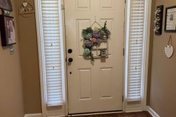 9017 Greenbriar Drive photo 4