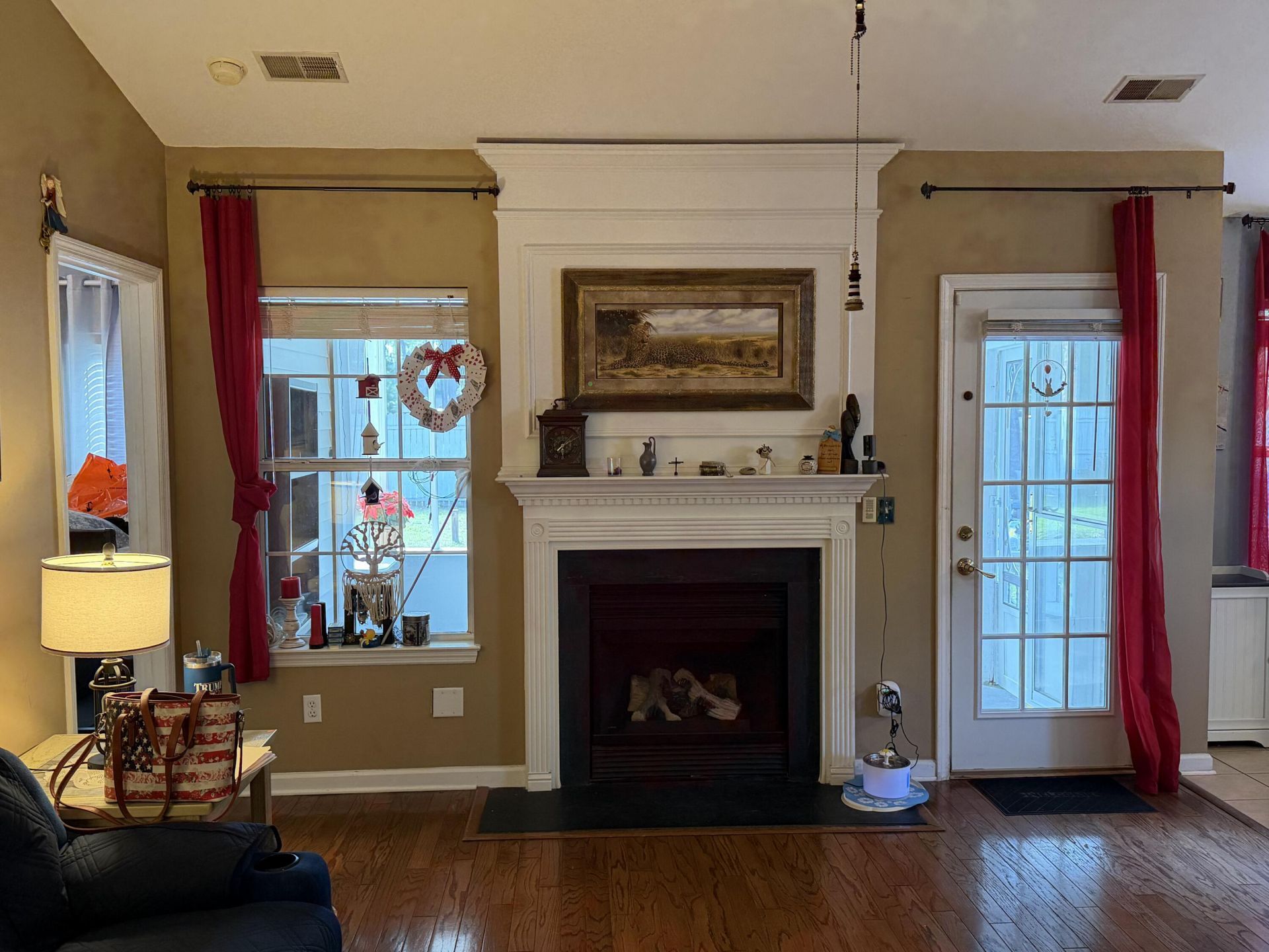 9017 Greenbriar Drive Photo 5