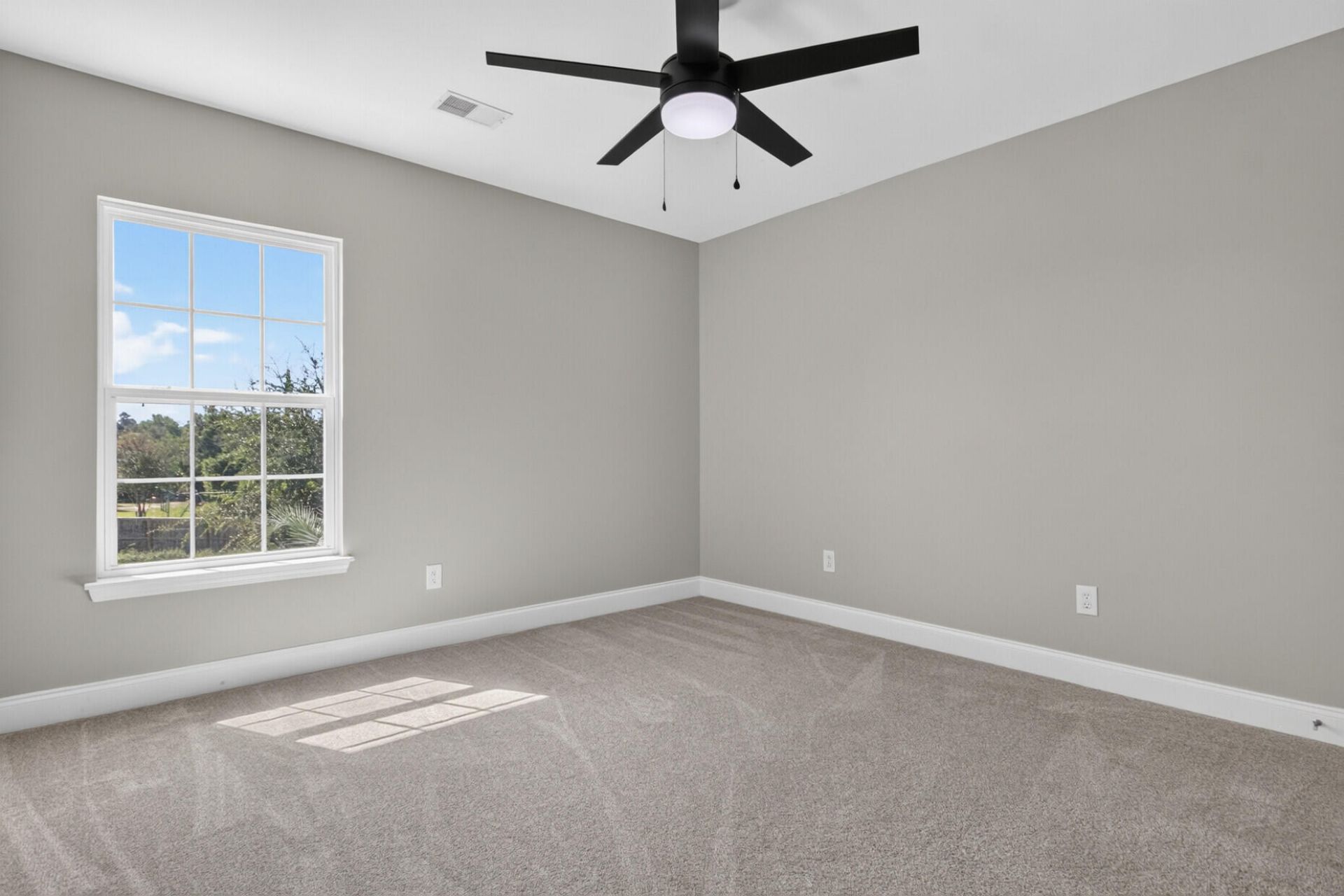 1341 Song Sparrow Way Photo 27