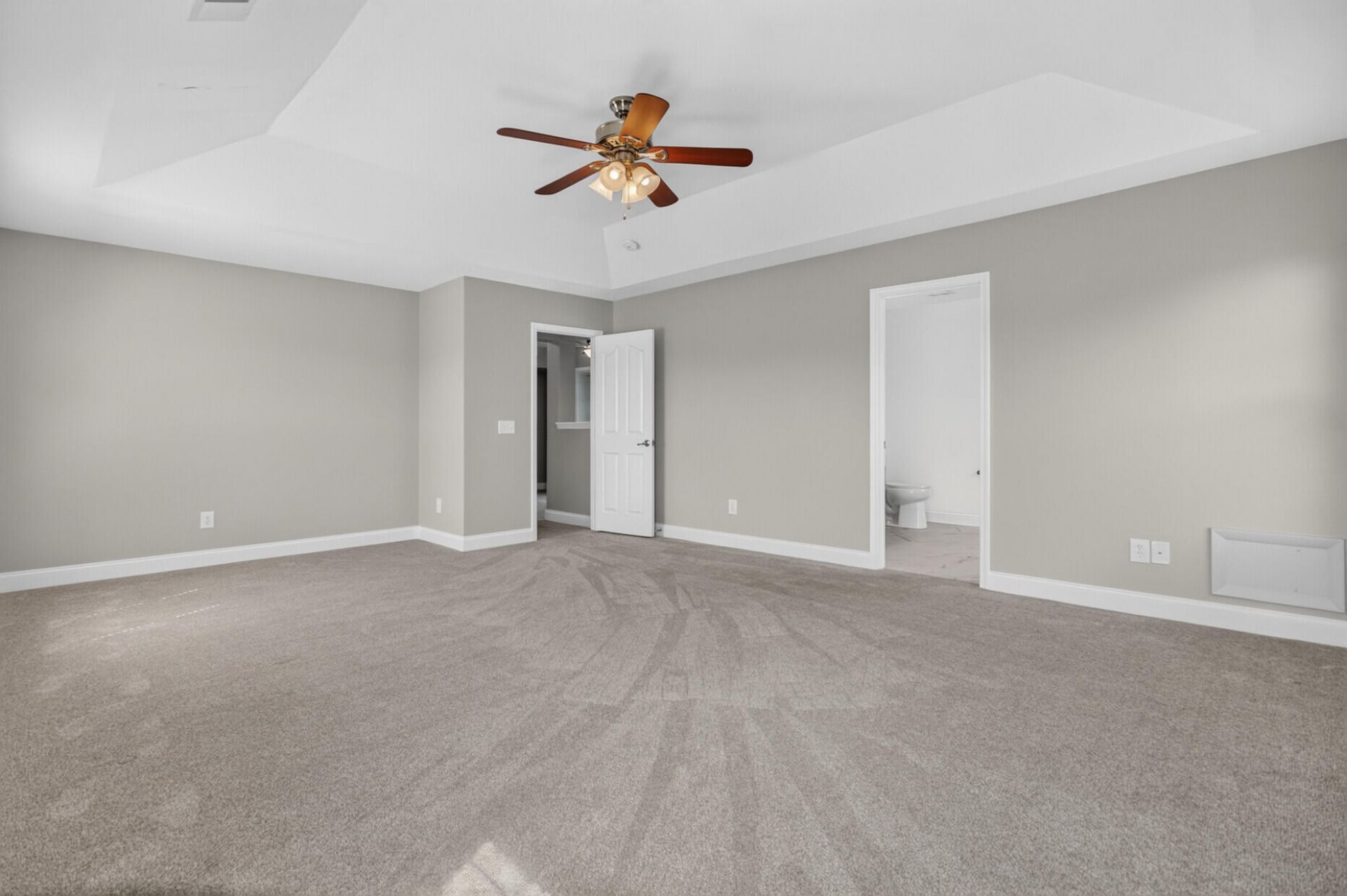 1341 Song Sparrow Way Photo 32