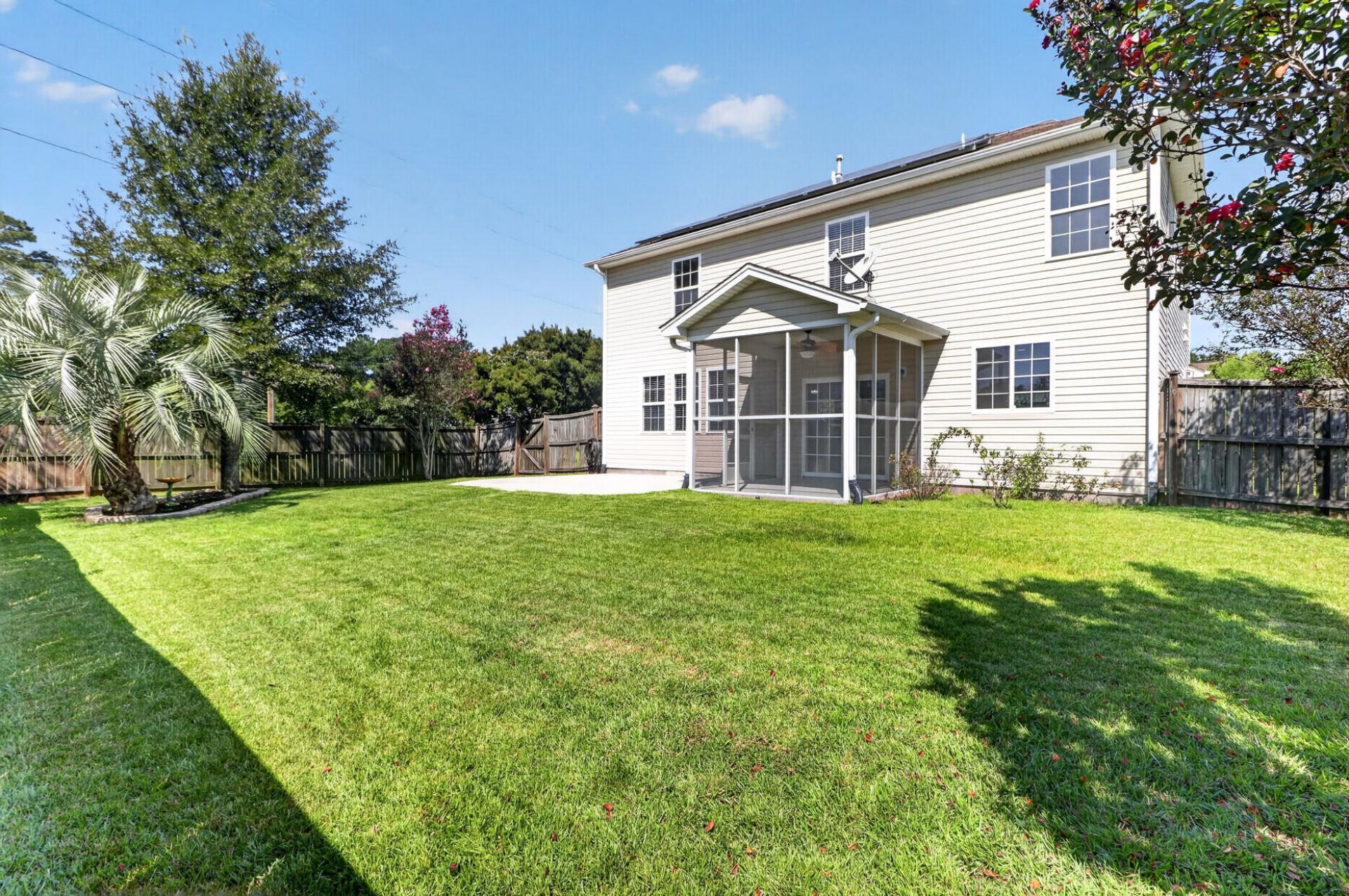 1341 Song Sparrow Way Photo 40