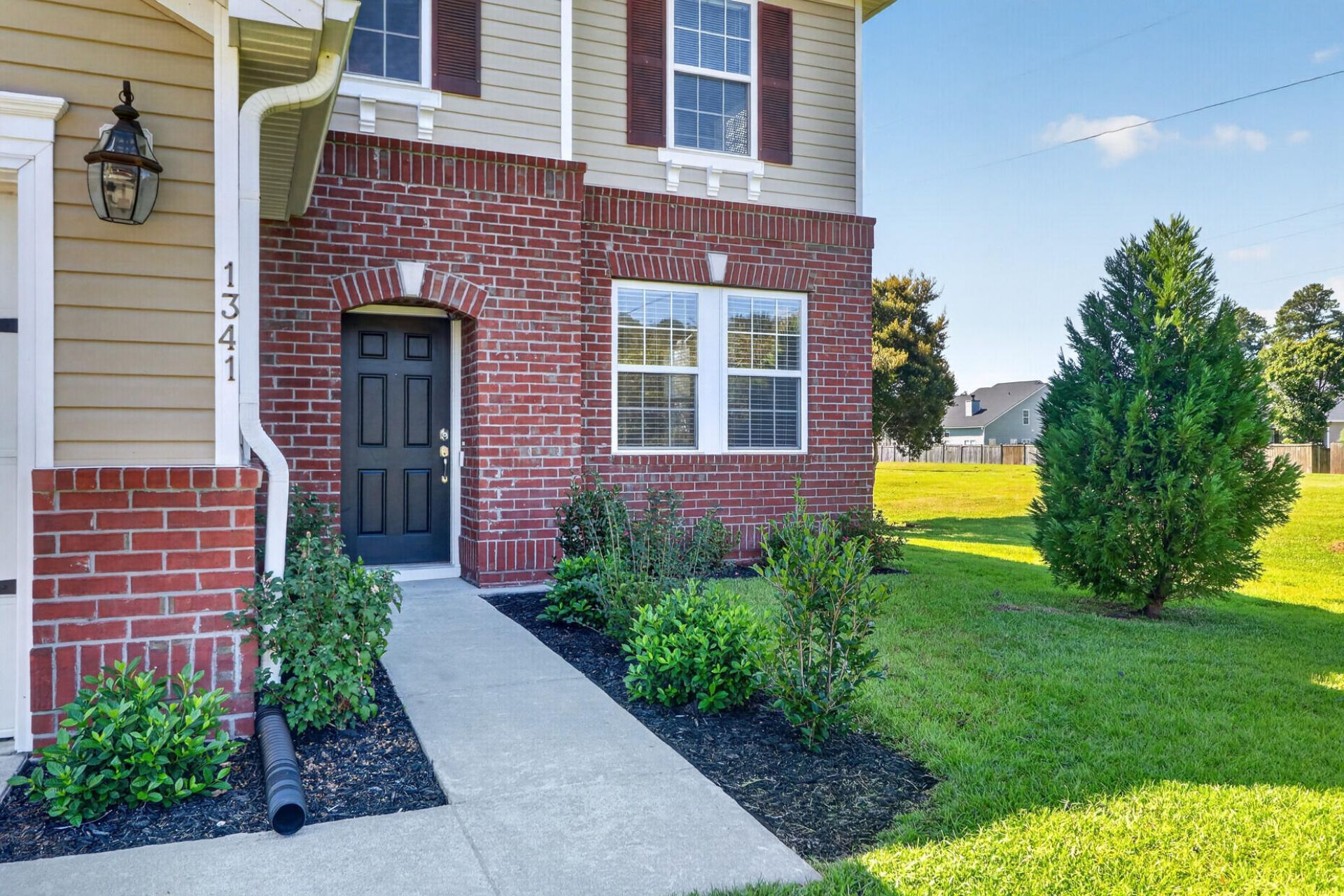1341 Song Sparrow Way Photo 45