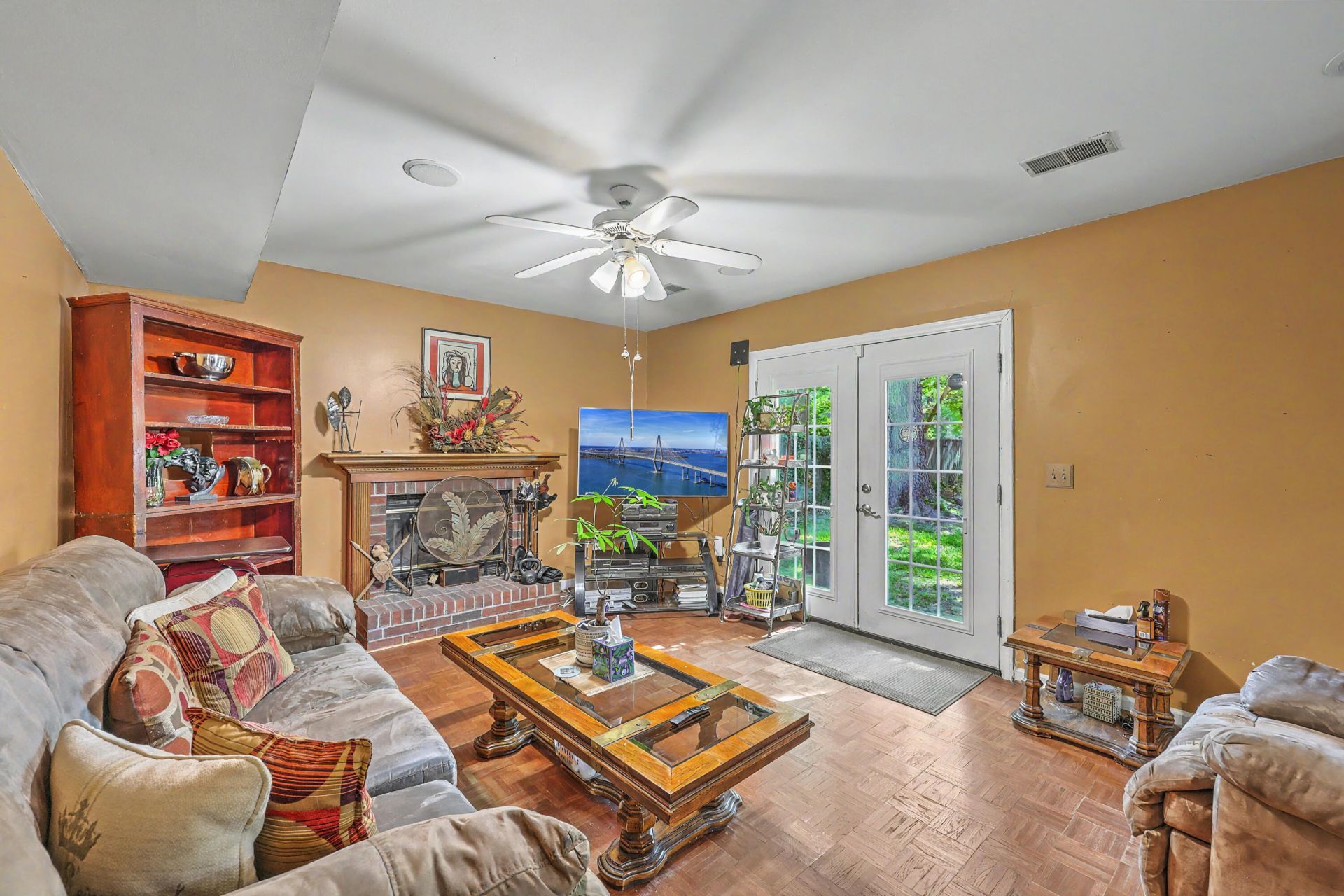 8475 Scotts Mill Drive Photo 15