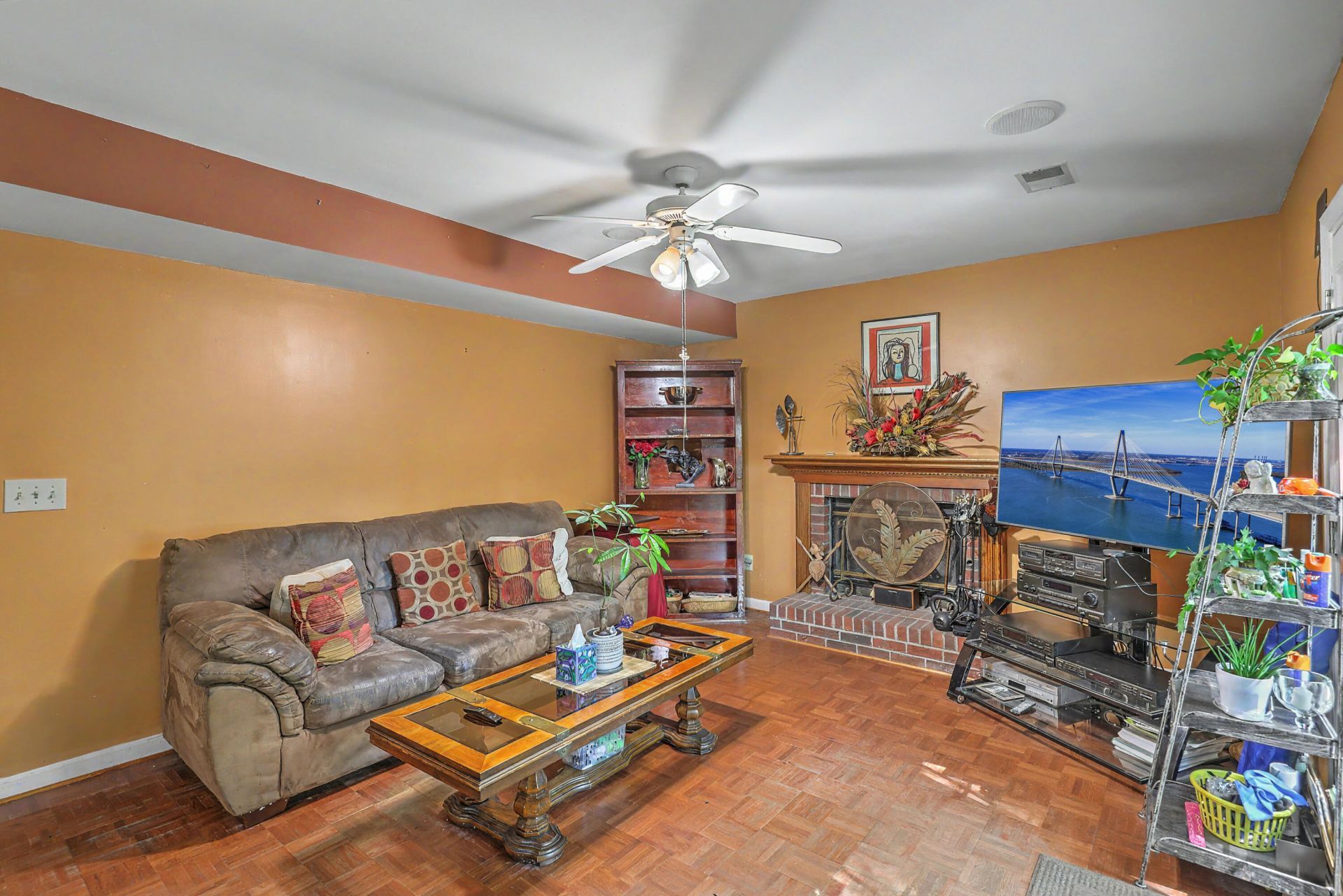 8475 Scotts Mill Drive Photo 16
