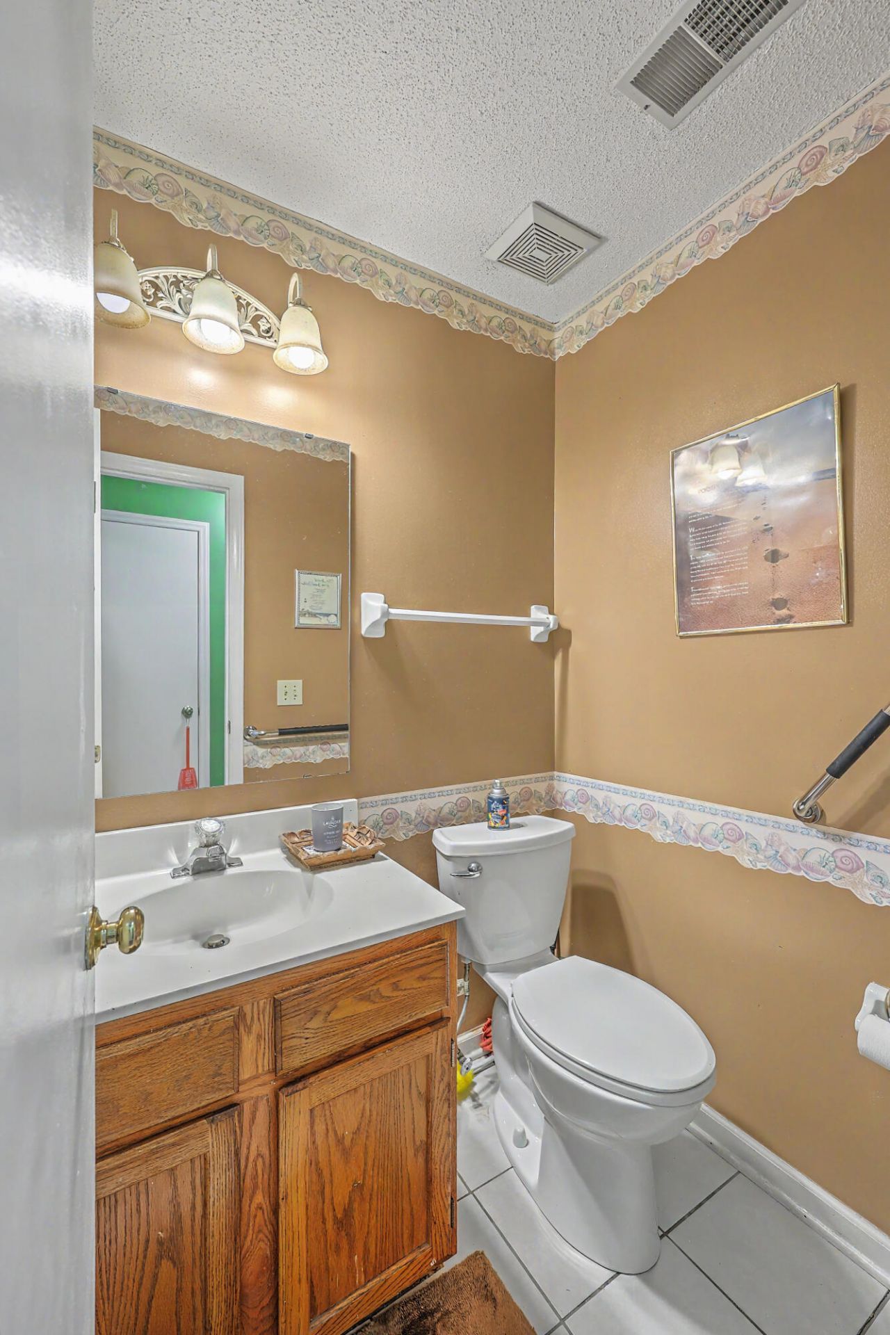 8475 Scotts Mill Drive Photo 17