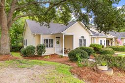 2472 Deer Ridge Lane photo 4