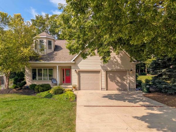 3770 N Cliff Road, Port Clinton, OH 43452